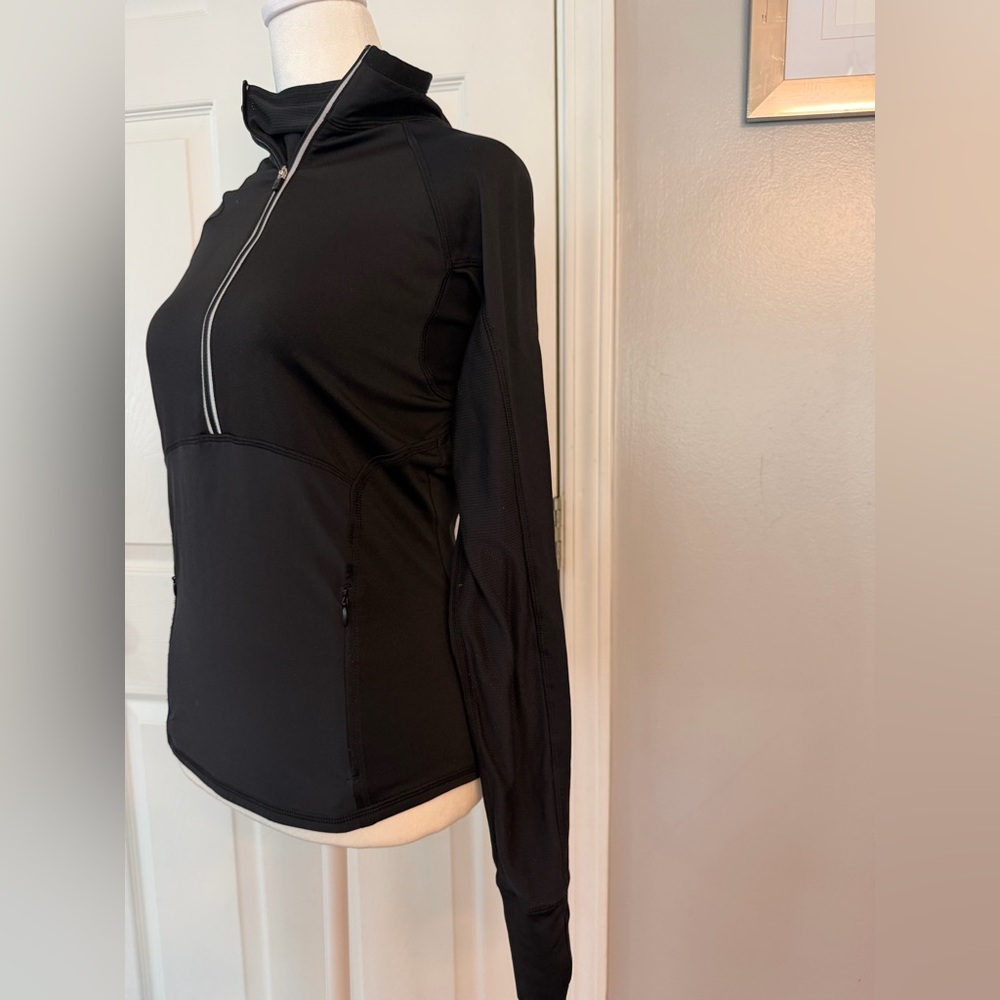 Athleta Half Zip Pullover Activewear - image 2